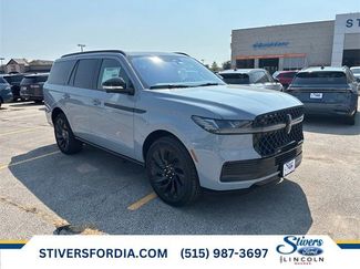 New 2025 Lincoln Navigator Reserve w/ Jet Appearance Package video 1