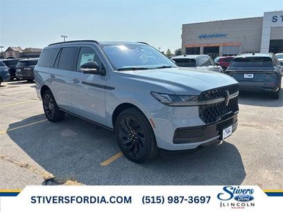 New 2025 Lincoln Navigator Reserve w/ Jet Appearance Package