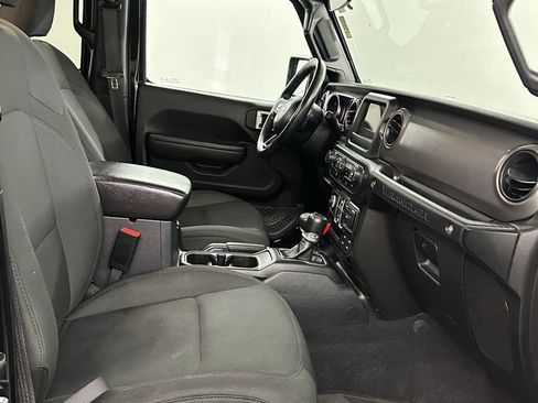 Used 2022 Jeep Wrangler Unlimited Sport image 42