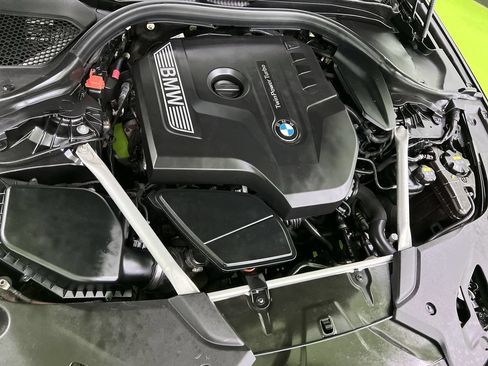 Used 2018 BMW 530i xDrive AWD/4WD image 32