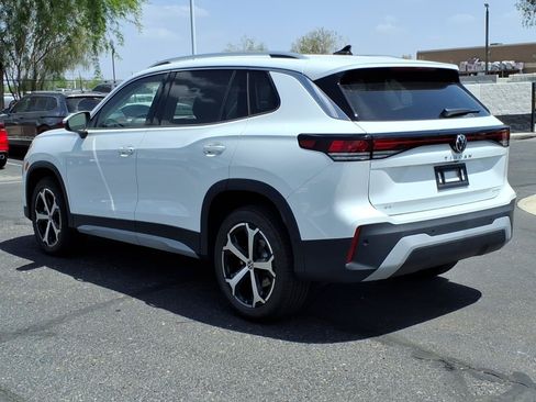 New 2026 Volkswagen Tiguan SE AWD/4WD image 3