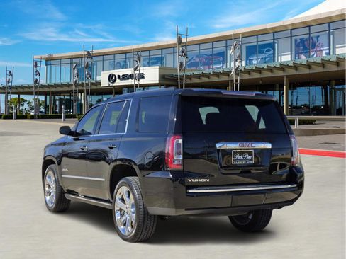 Used 2020 GMC Yukon Denali w/ Denali Ultimate Package image 4