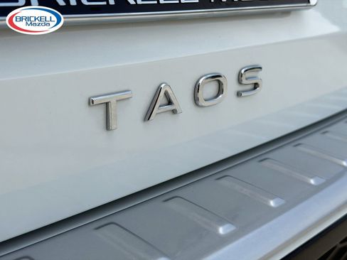 Used 2025 Volkswagen Taos S FWD image 11