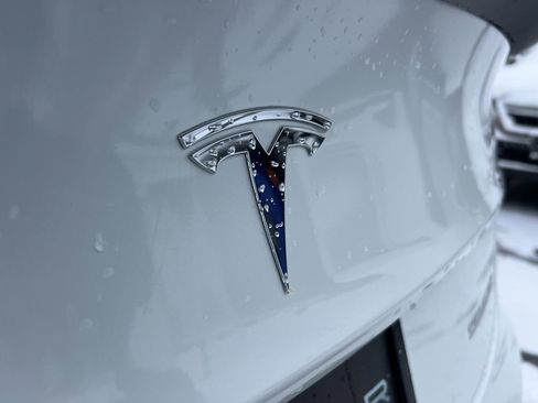 Used 2023 Tesla Model 3 Performance image 29