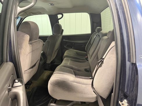 Used 2006 GMC Sierra 1500 SLE w/ Onstar Plus Package AWD/4WD image 8