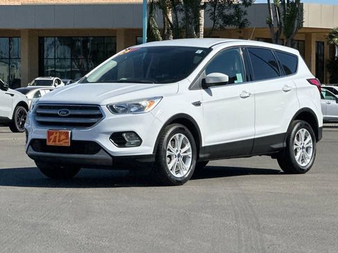 Used 2019 Ford Escape SE FWD image 7