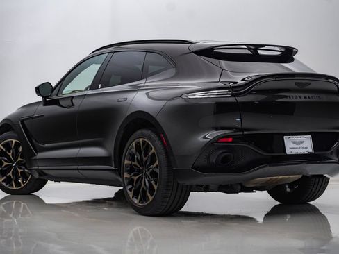Used 2023 Aston Martin DBX AWD/4WD image 8