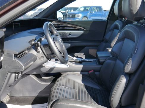 Used 2024 Lincoln Nautilus Reserve w/ Equipment Group 203A image 27