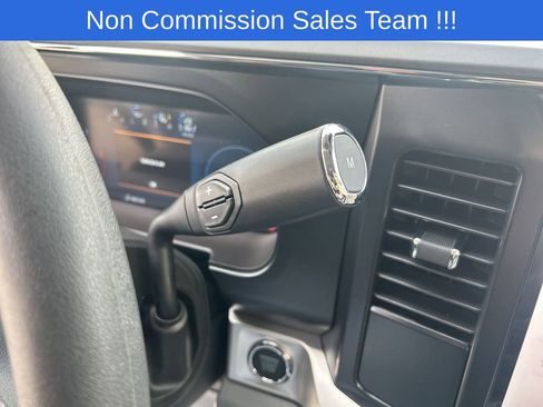 New 2025 Ford F250 XLT w/ Black Appearance Package image 29