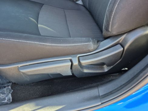 Used 2024 Nissan Sentra SV FWD image 13
