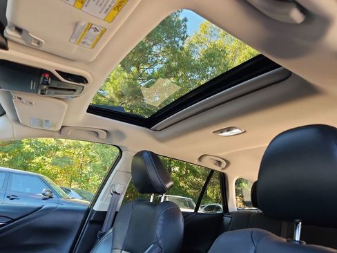 Used 2023 Subaru Outback Limited XT image 23