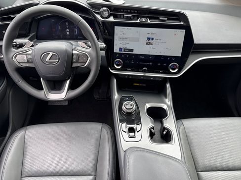 Certified 2023 Lexus RZ 450e Premium w/ Technology Package AWD/4WD image 27