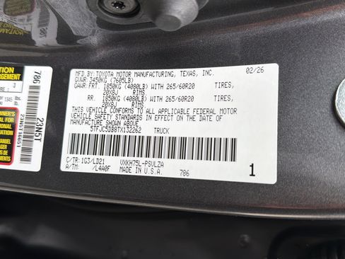 New 2026 Toyota Tundra Limited AWD/4WD image 10