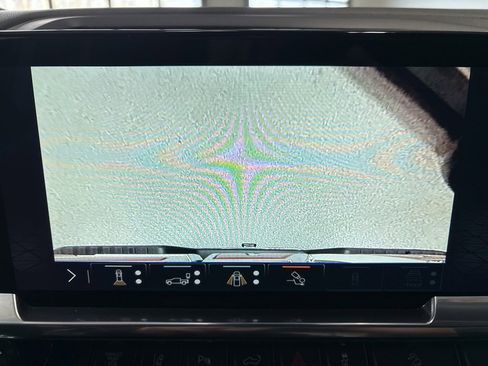 Used 2025 GMC Sierra 2500 SLT w/ SLT Premium Package image 23