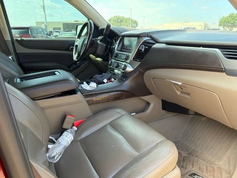 Used 2020 Chevrolet Suburban LT AWD/4WD image 9