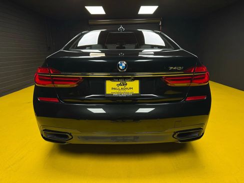 Used 2016 BMW 740i image 5