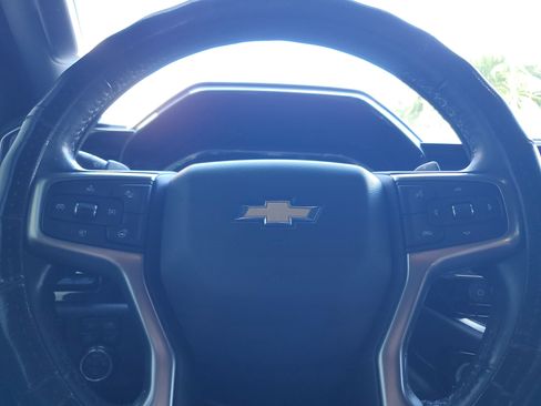 Used 2022 Chevrolet Silverado 1500 LTZ w/ LTZ Premium Package image 22