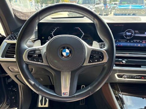 Used 2024 BMW X5 xDrive40i w/ M Sport Package AWD/4WD image 18