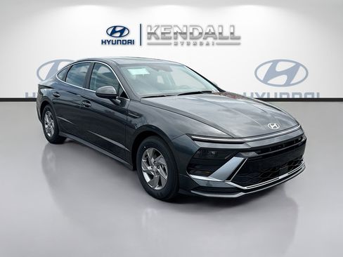 New 2026 Hyundai Sonata SE FWD image 1