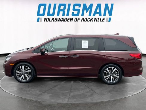 Used 2021 Honda Odyssey Touring image 3