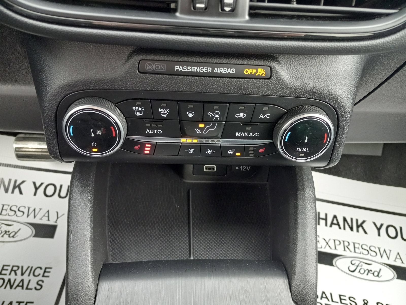 Used 2024 Ford Escape ST-Line w/ Cold Weather Package FWD image 23