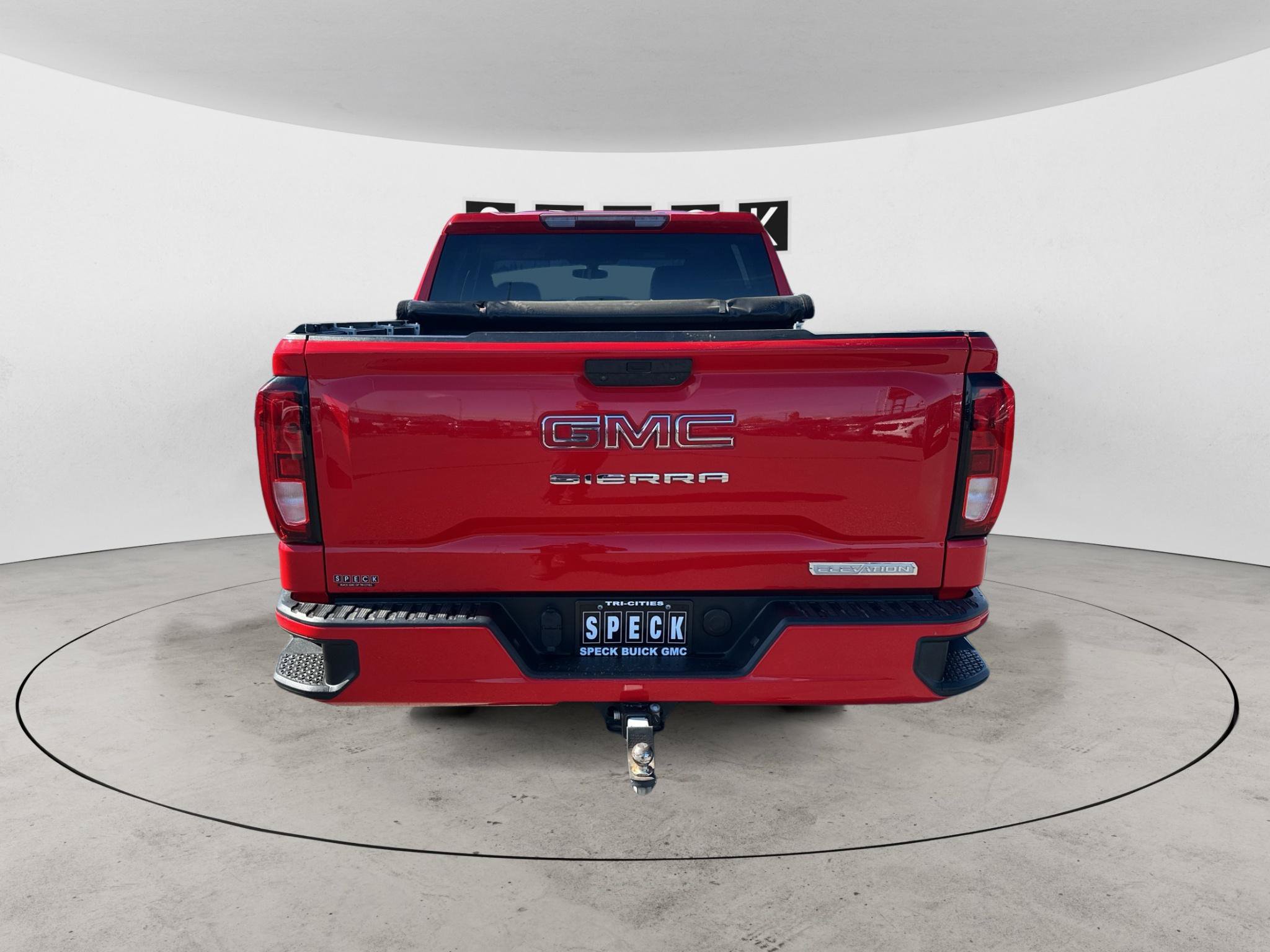 Used 2020 GMC Sierra 1500 Elevation w/ Elevation Value Package AWD/4WD image 4