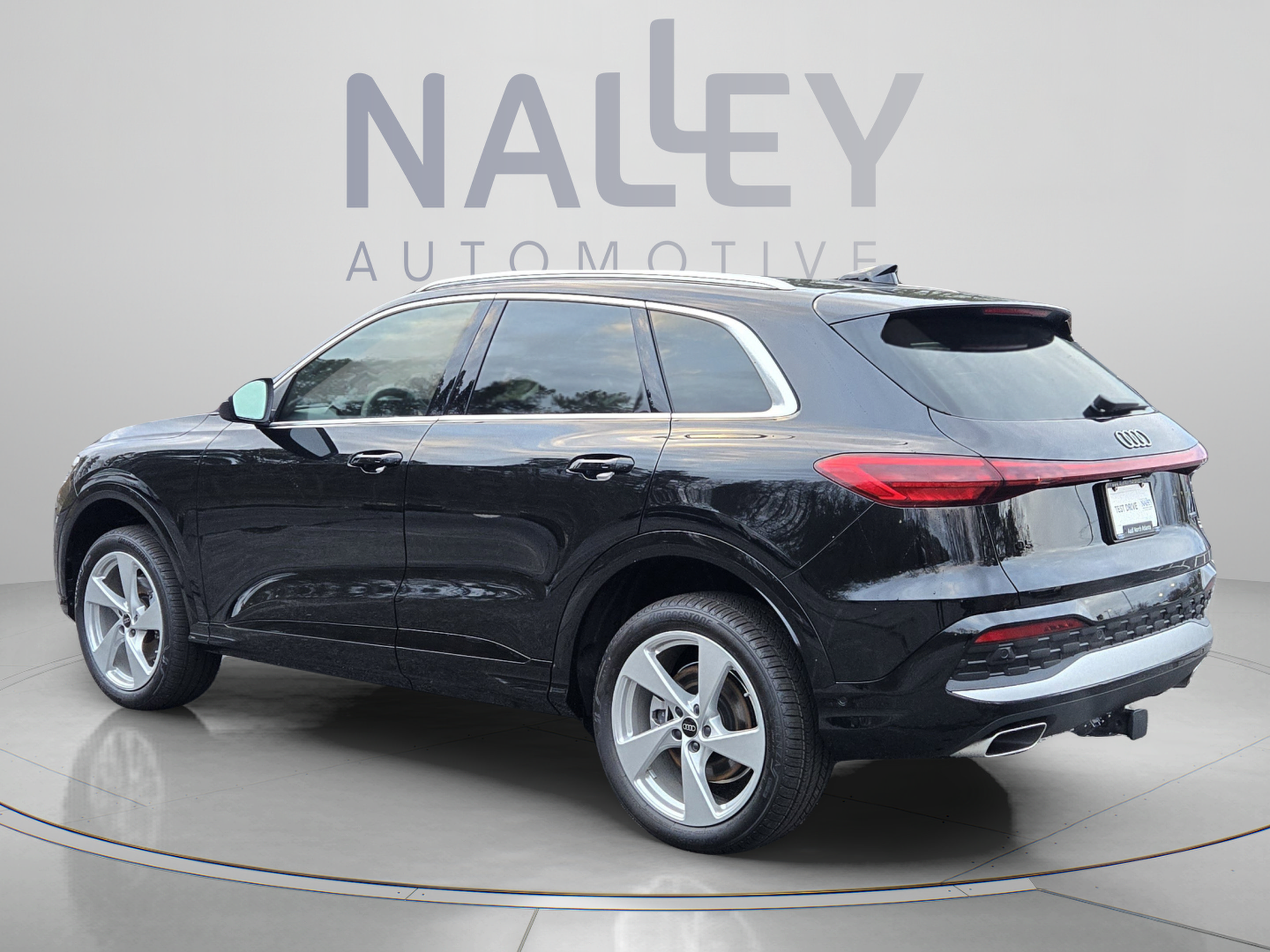 New 2025 Audi Q5 Premium AWD/4WD image 4