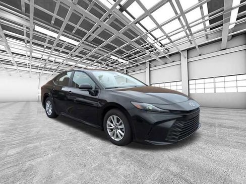 Certified 2026 Toyota Camry LE FWD image 1