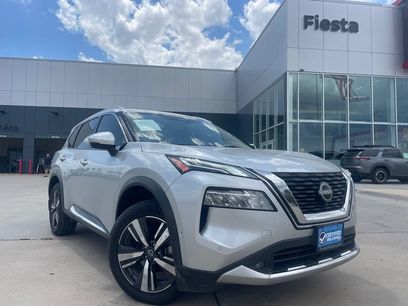Used 2022 Nissan Rogue Platinum w/ Head-Up Display Package