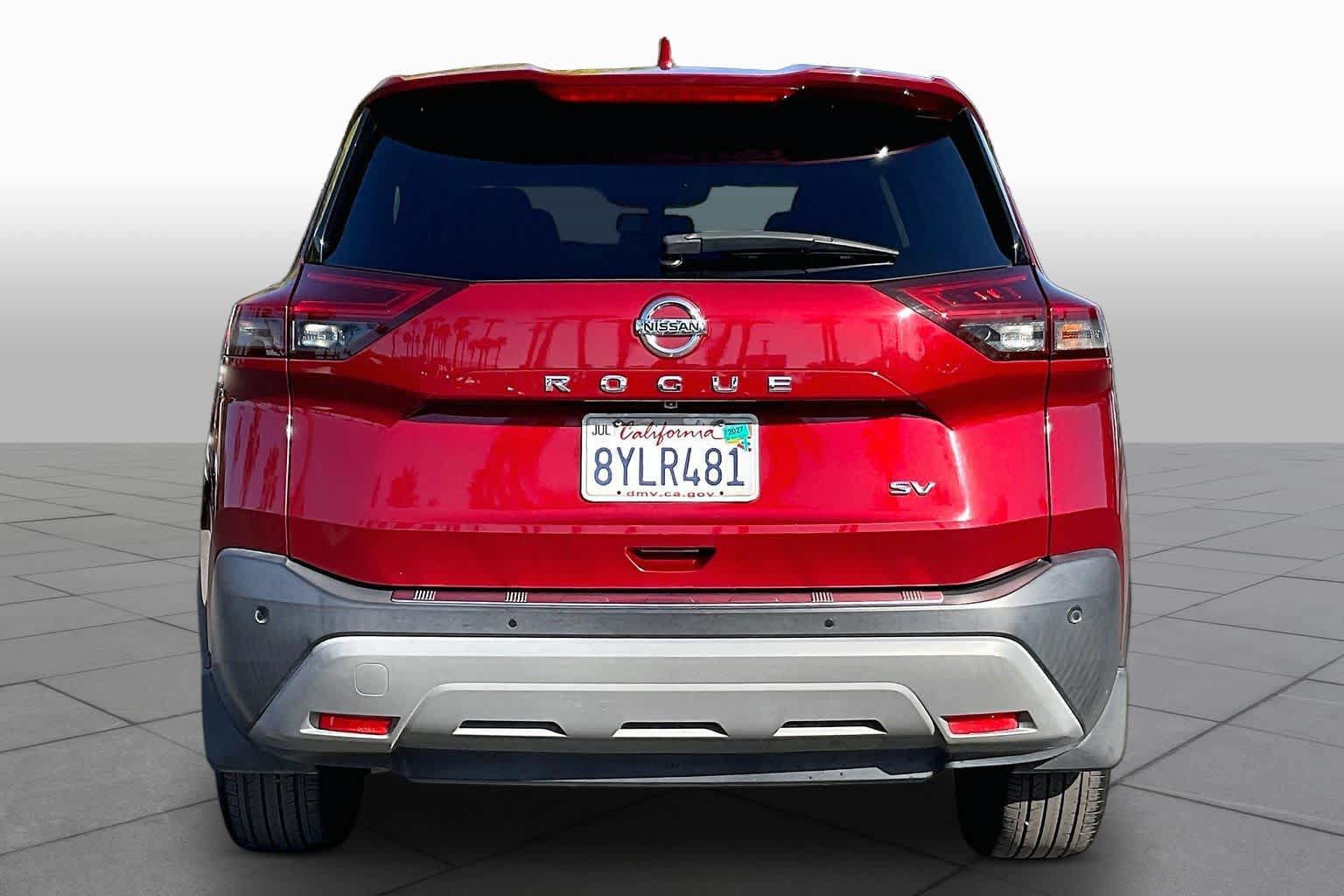 Used 2021 Nissan Rogue SV FWD image 4