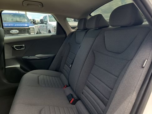 Used 2025 Kia K4 EX FWD image 14