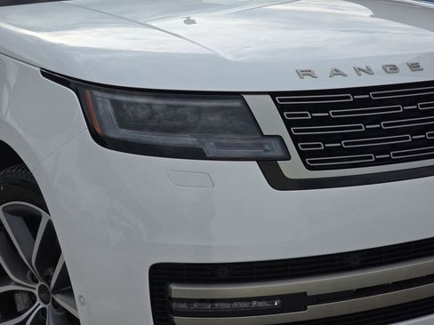 New 2026 Land Rover Range Rover SE image 33