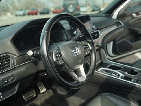 Used 2022 Honda Accord Sport image 27