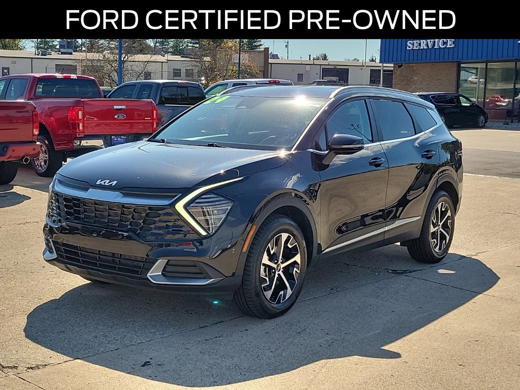 Used 2024 Kia Sportage EX AWD/4WD image 2