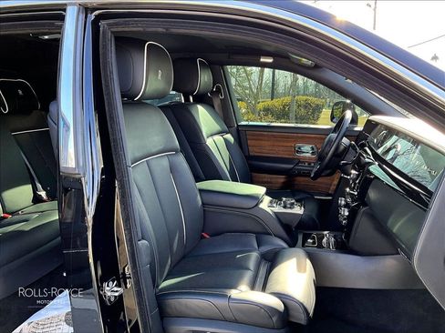 Used 2020 Rolls-Royce Phantom Sedan RWD image 9