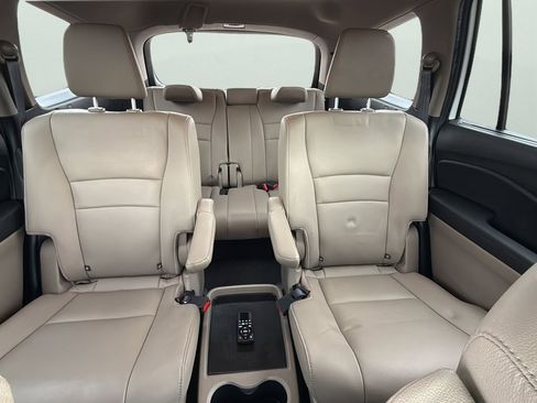 Used 2021 Honda Pilot Touring image 25