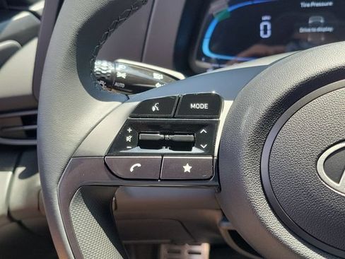 New 2026 Hyundai Elantra SEL Sport FWD image 7