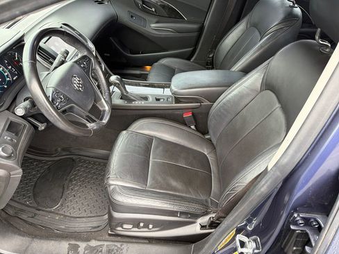 Used 2015 Buick LaCrosse Premium image 11
