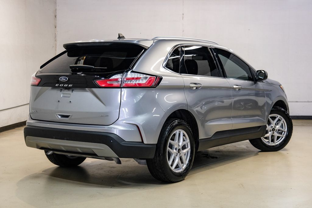 Used 2024 Ford Edge SEL w/ Convenience Package AWD/4WD image 8