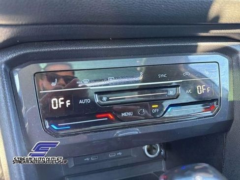 Used 2023 Volkswagen Tiguan SE image 26