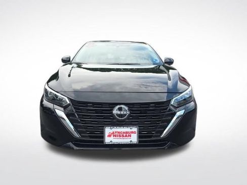 Used 2025 Nissan Sentra SV FWD image 7