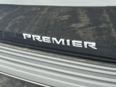 New 2026 Chevrolet Suburban Premier AWD/4WD image 25