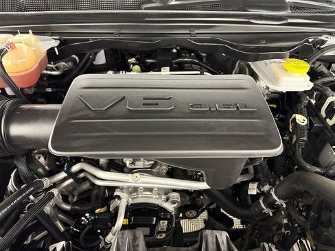 Used 2025 RAM 1500 Big Horn RWD image 33