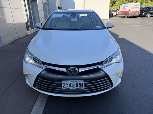 Used 2017 Toyota Camry XLE FWD image 8