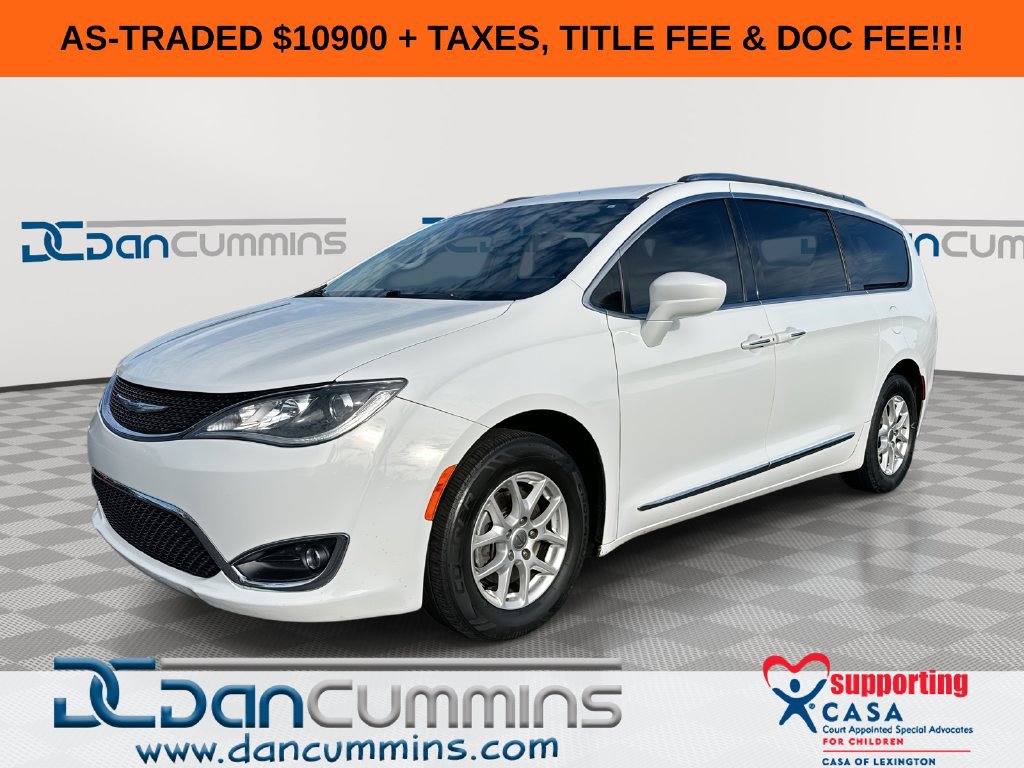 Used 2020 Chrysler Pacifica Touring-L FWD image 1