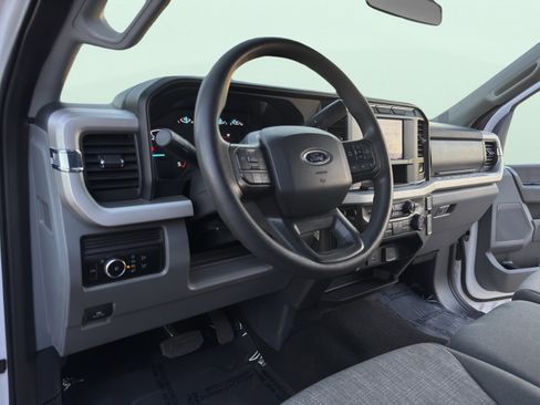 Used 2024 Ford F350 XLT image 33