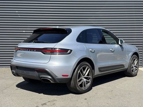 Used 2026 Porsche Macan AWD/4WD image 7