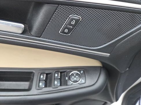 Used 2022 Ford Edge SEL w/ Convenience Package image 11