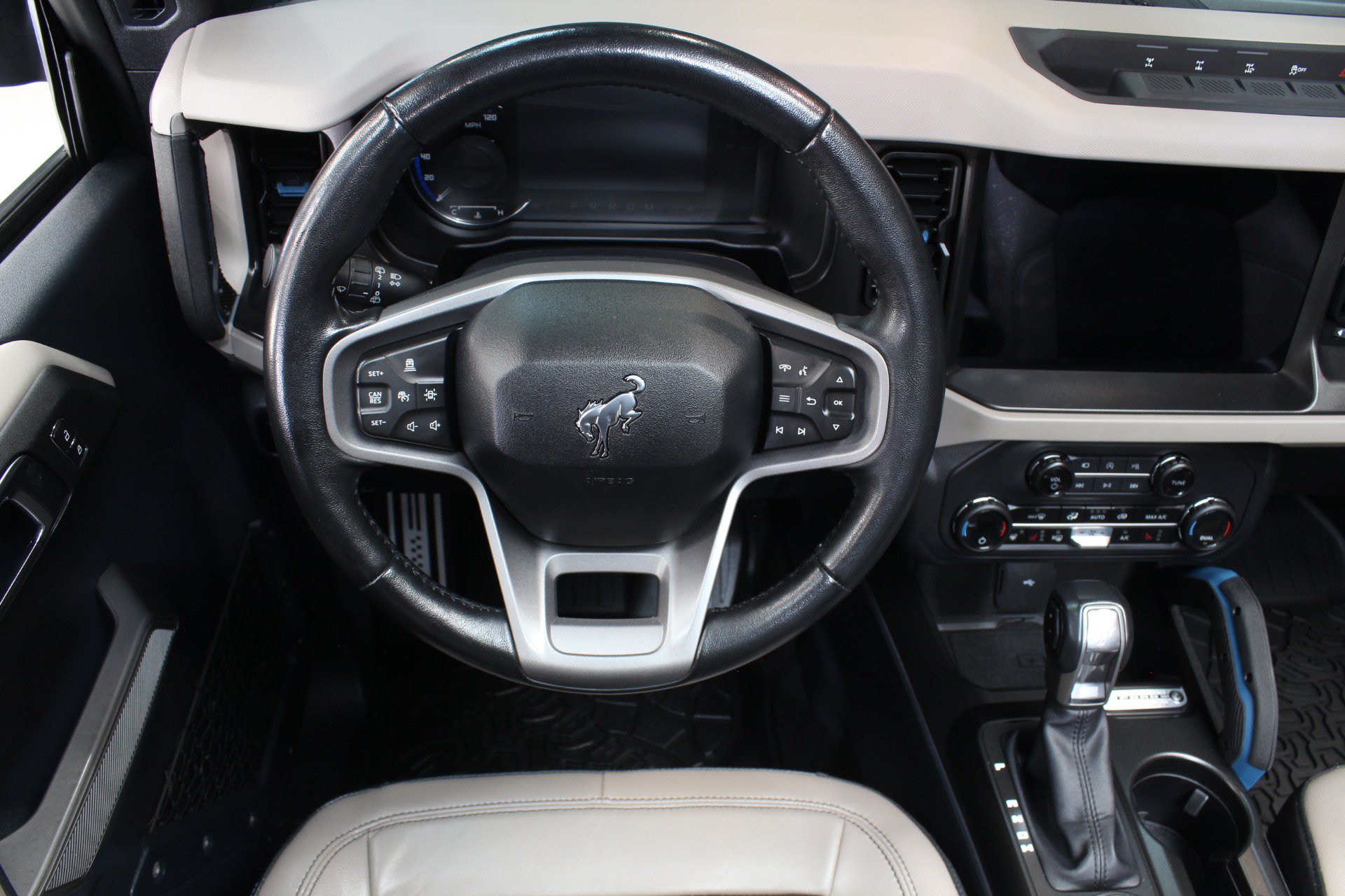 Used 2023 Ford Bronco Wildtrak AWD/4WD image 84