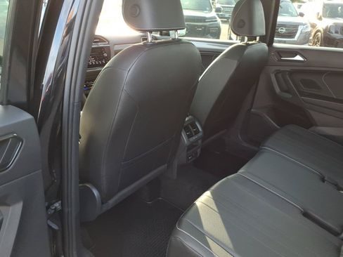Used 2024 Volkswagen Tiguan SE R-Line AWD/4WD image 10